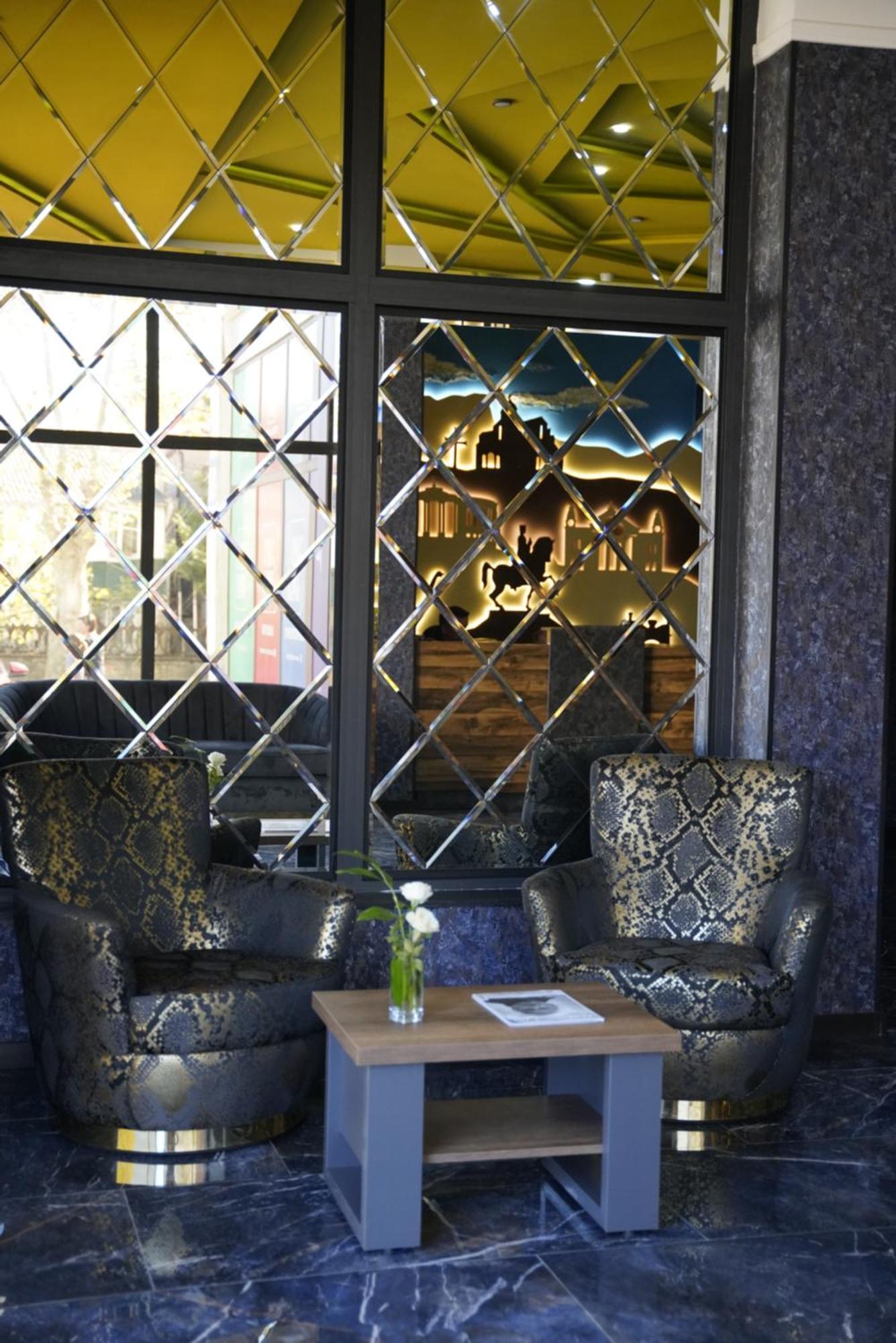 Hotel Panoramic Kutaisi Ngoại thất bức ảnh