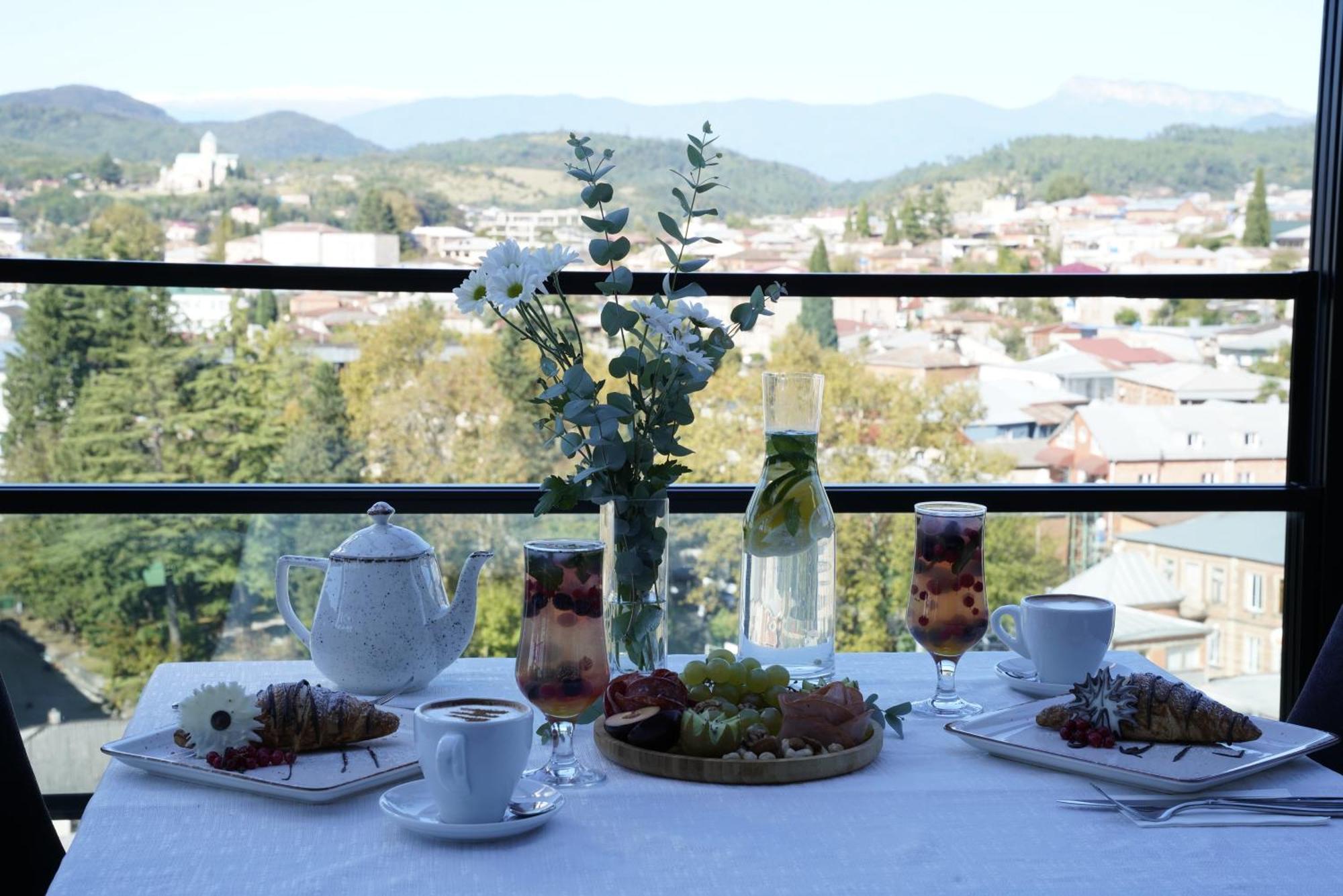 Hotel Panoramic Kutaisi Ngoại thất bức ảnh